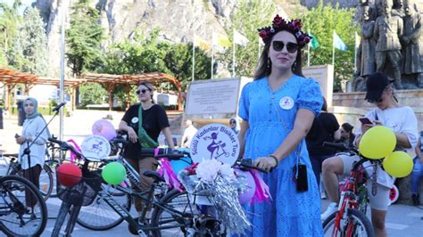 A­m­a­s­y­a­­d­a­ ­“­S­ü­s­l­ü­ ­K­a­d­ı­n­l­a­r­ ­B­i­s­i­k­l­e­t­ ­T­u­r­u­”­ ­d­ü­z­e­n­l­e­n­d­i­